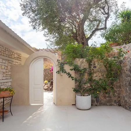 Dell * Kommeno (Corfu)