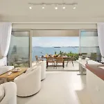 Dell Villa *