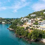Dell Villa *