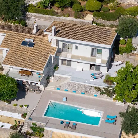 Villa Dell *