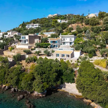 Villa Dell *