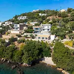Villa Dell *