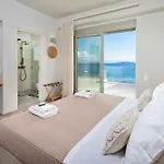 Villa Dell *